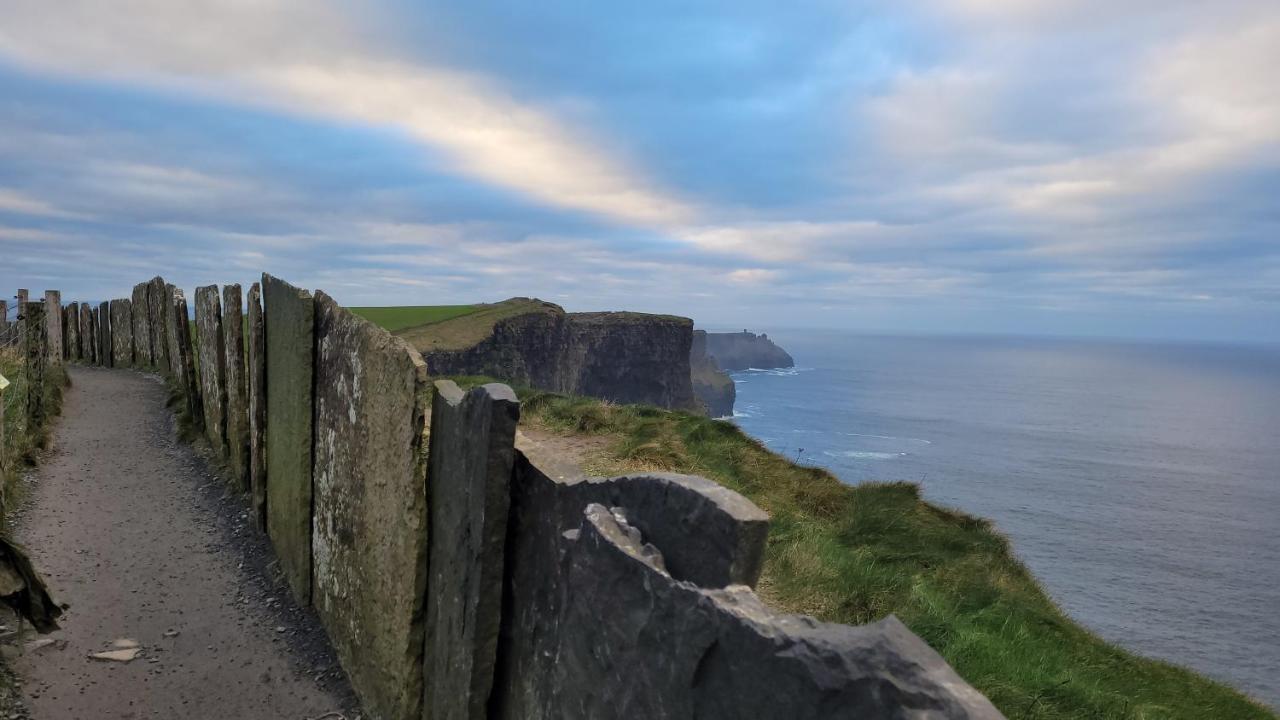 Moher Lodge Liscannor Dış mekan fotoğraf